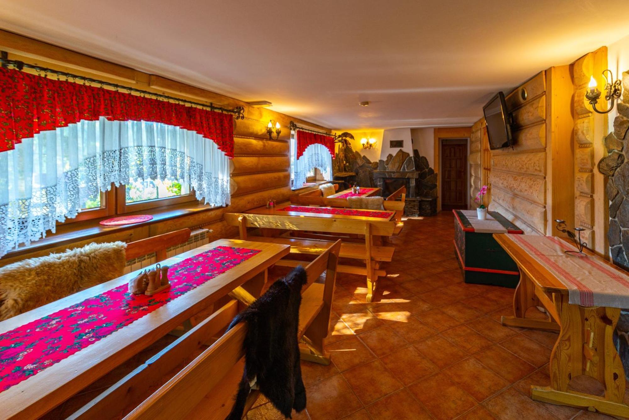 Apartamenty I Pokoje W Willi Na Ubocy Suche Εξωτερικό φωτογραφία