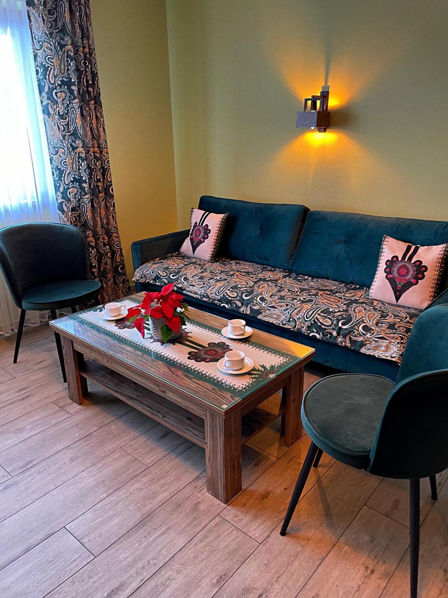 Apartamenty I Pokoje W Willi Na Ubocy Suche Εξωτερικό φωτογραφία